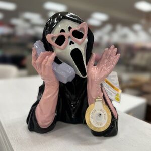 ❤️SOLD NWT Scream Resin Light Up Halloween Pink/Black Phone Statue. Viral